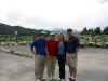 Group_photo_at_golf_small.jpg (1611 bytes)